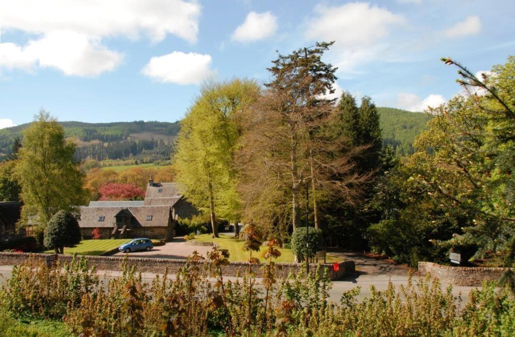 Pensjonat Craigatin House & Courtyard Pitlochry Zewnętrze zdjęcie